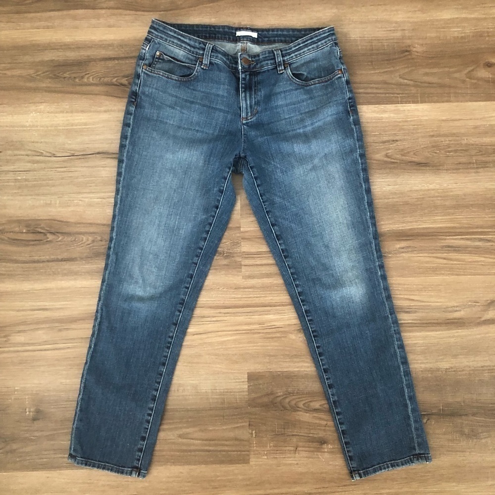 Eileen Fisher medium wash jeans size 8